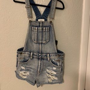 Overalls worn once. Perfect for summer tailgates!